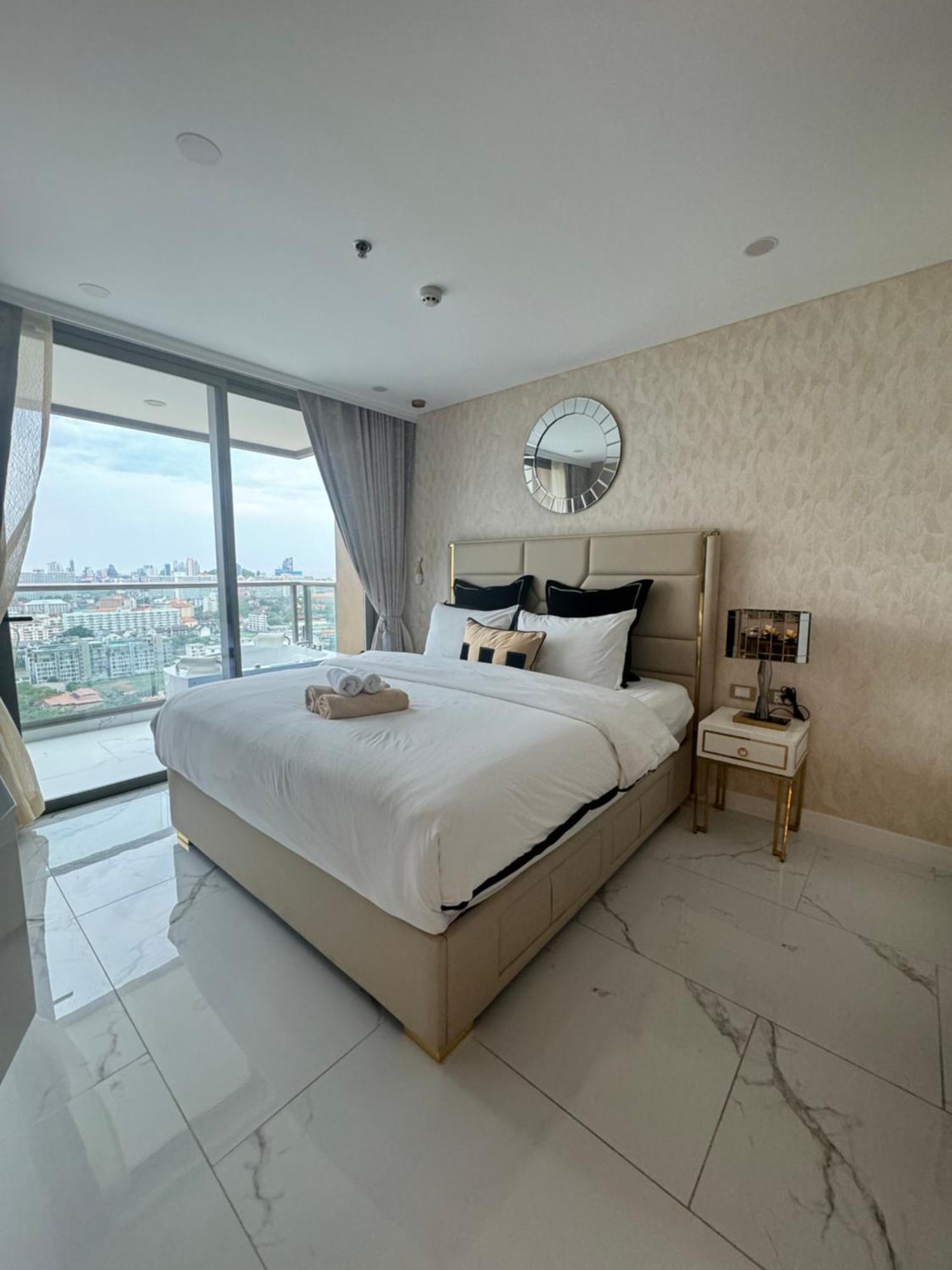 Copacabana Beach Jomtien 科帕卡巴纳海乔木提安海滩毗邻乔木提安夜市 외부 사진